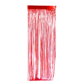 CORTINA DE FITA METAL VERMELHA 01 UN CORTINA DE FITA METAL VERMELHA 01 UN